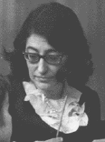 Melle Kaplan, professeur de musique